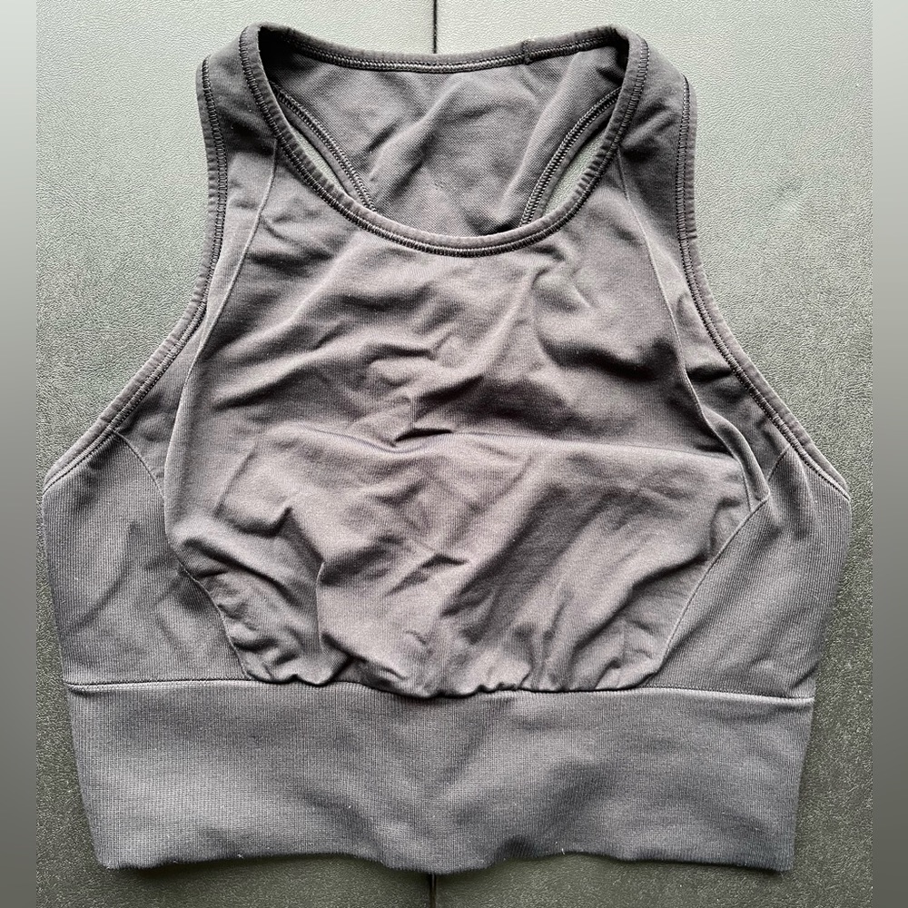 Lululemon high neck sports bra size size 6
